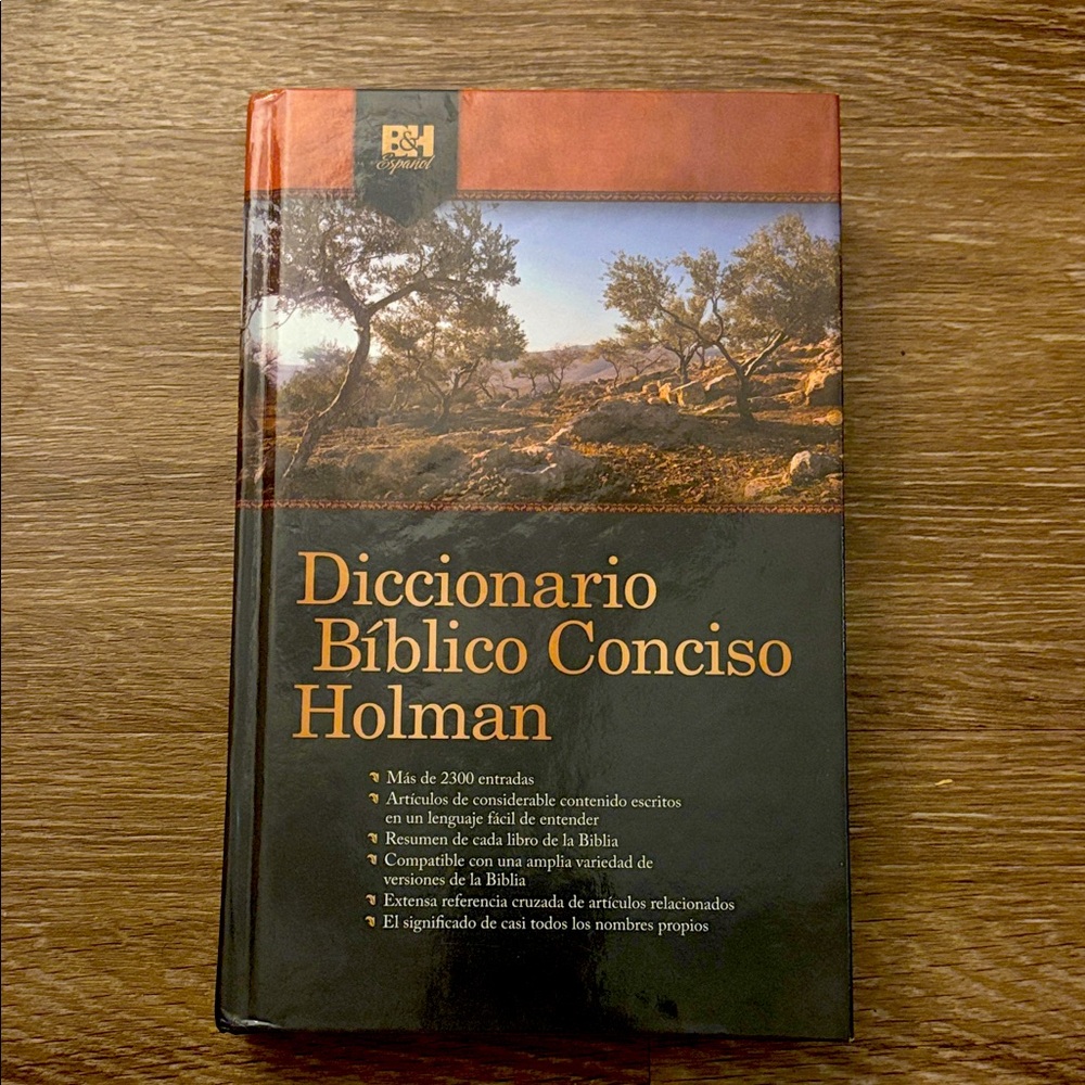 A Hardcover Diccionario Bíblico Conciso Holman Spanish